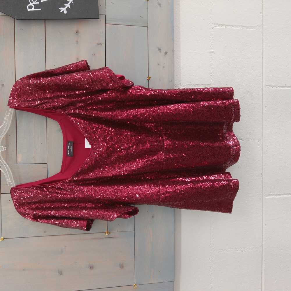 Sparkling Red Top